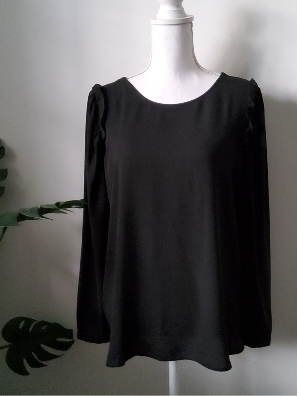 Classic Black Long-Sleeve Women's Top